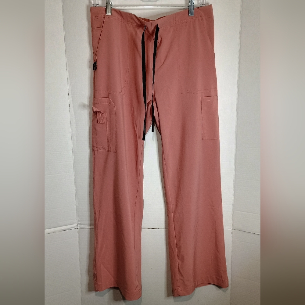 Carhartt Women's Cargo Pants in Pink
